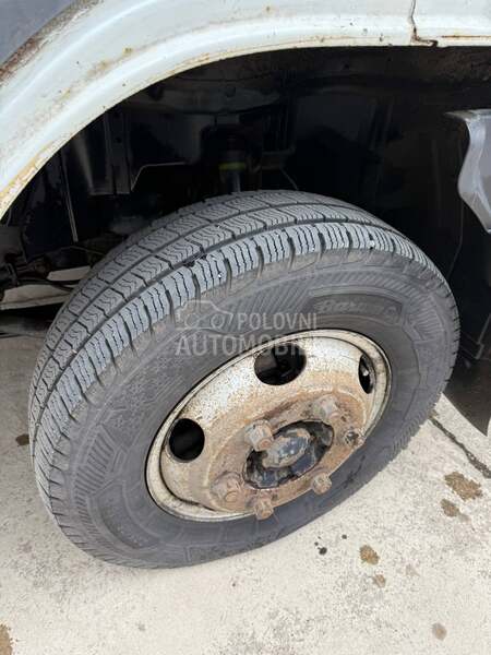 Mitsubishi FUSO CANTER