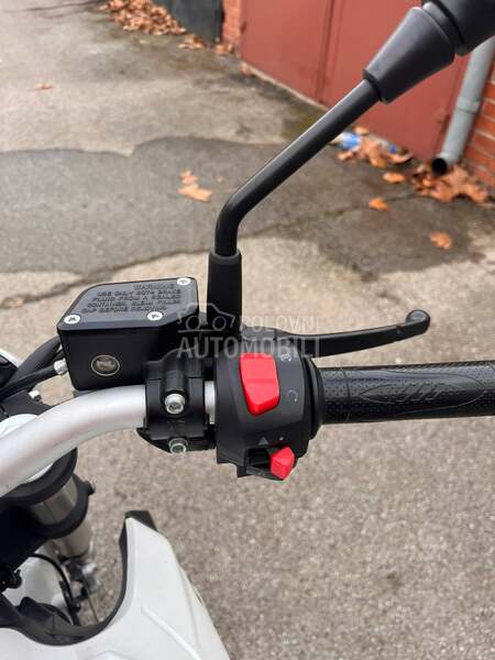 Benelli BN125 BN 125