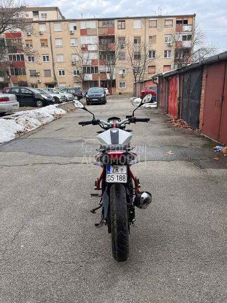 Benelli BN125 BN 125