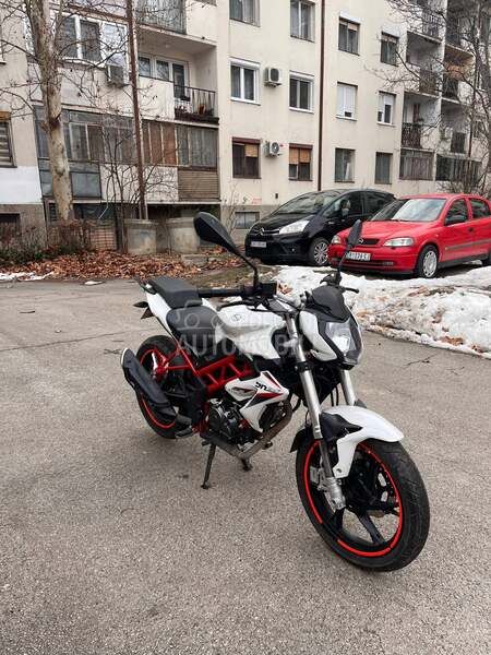 Benelli BN125 BN 125