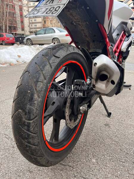 Benelli BN125 BN 125