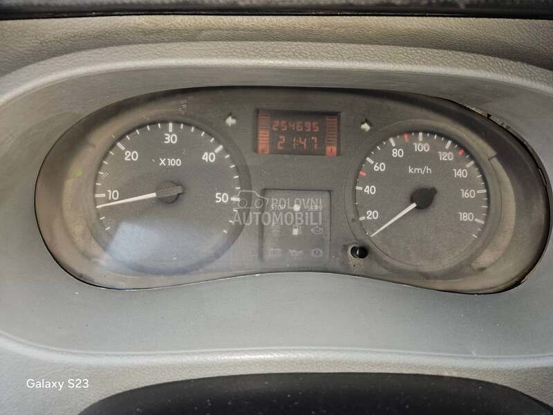 Renault Mascott 3.0DCI