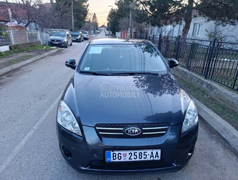Kia cee`d 1.4