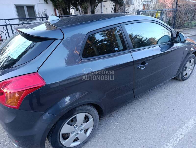 Kia cee`d 1.4
