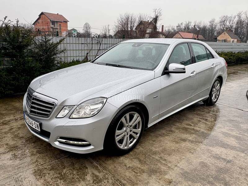 Mercedes Benz E 200 AVANTGARD
