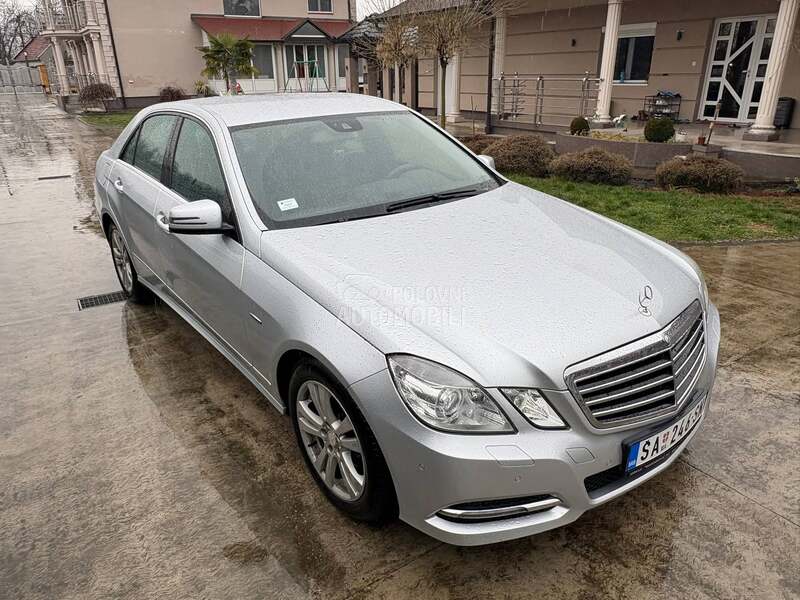 Mercedes Benz E 200 AVANTGARD