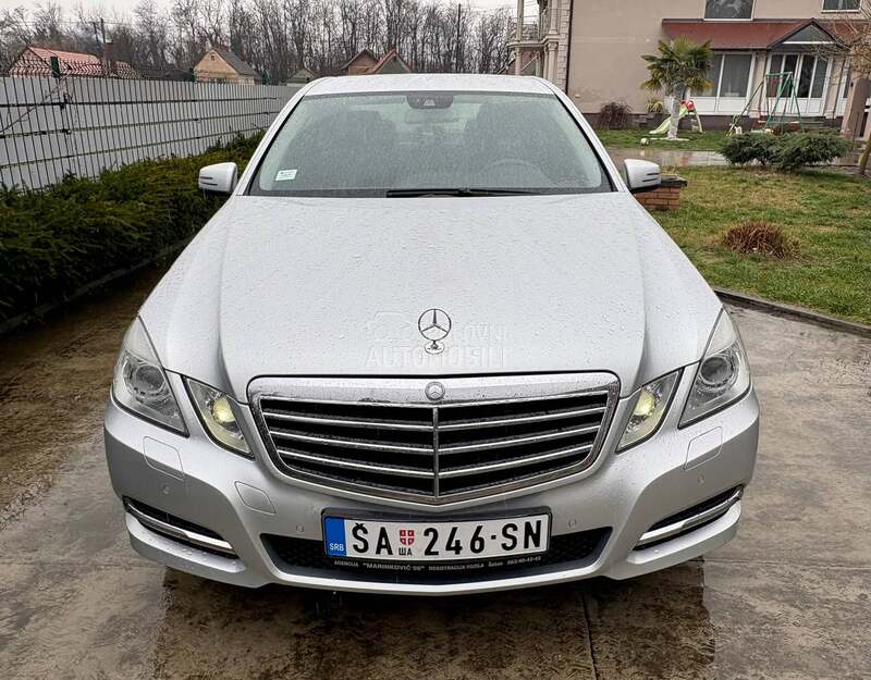 Mercedes Benz E 200 AVANTGARD