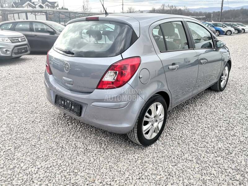 Opel Corsa D 1.4COSMO/NEMICA/NOVA
