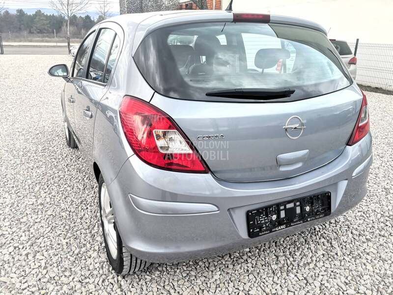Opel Corsa D 1.4COSMO/NEMICA/NOVA