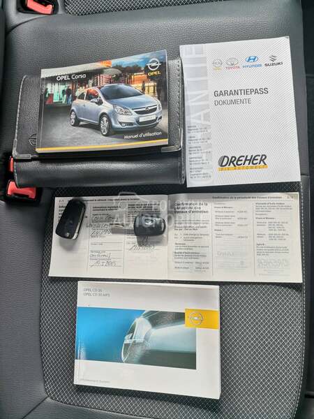 Opel Corsa D 1.4COSMO/NEMICA/NOVA