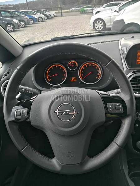 Opel Corsa D 1.4COSMO/NEMICA/NOVA