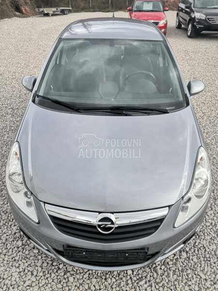 Opel Corsa D 1.4COSMO/NEMICA/NOVA