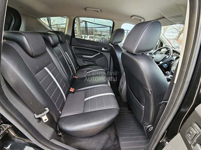 Ford Kuga 4X4 TITANIUM