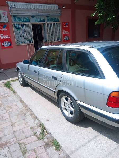 BMW 520 E34
