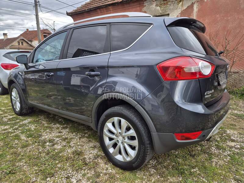 Ford Kuga 2.0 4x4 TITANIUM