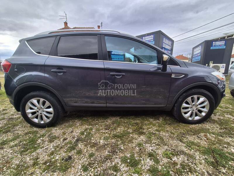 Ford Kuga 2.0 4x4 TITANIUM