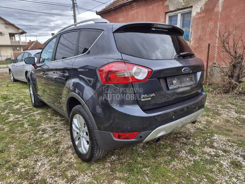 Ford Kuga 2.0 4x4 TITANIUM