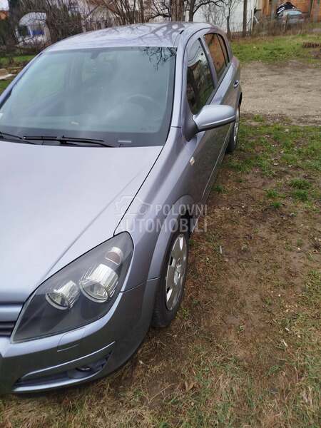 Opel Astra H 