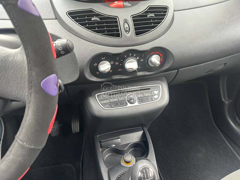 Renault Twingo 1,2 8V