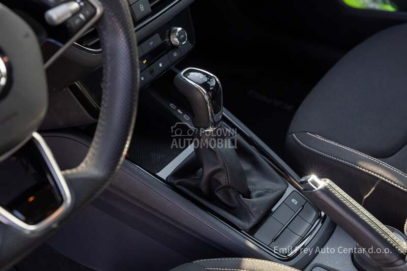 Škoda Kamiq Selection 1.0tsi DSG