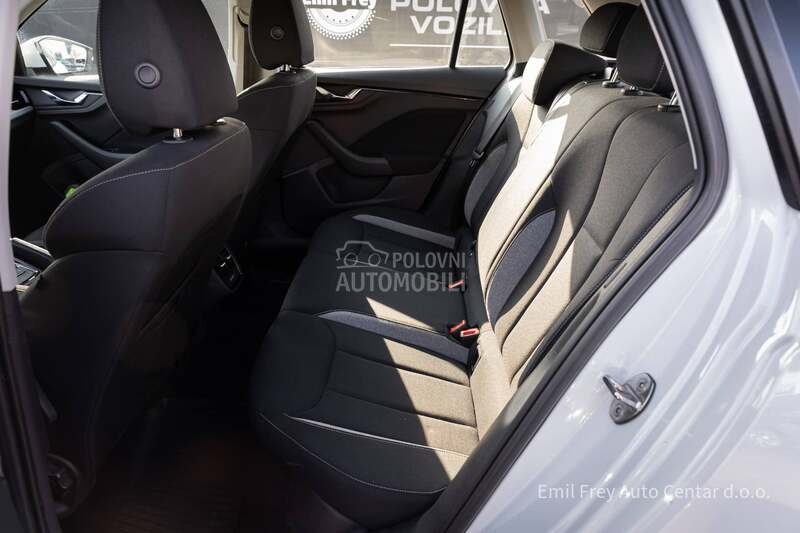 Škoda Kamiq Selection 1.0tsi DSG