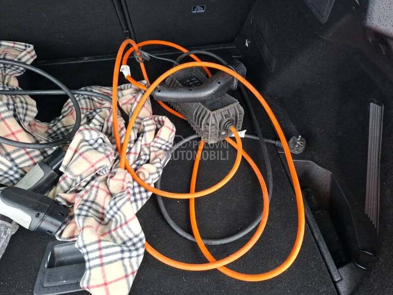 DS 7 HYBRIDE 4X4 OPERA