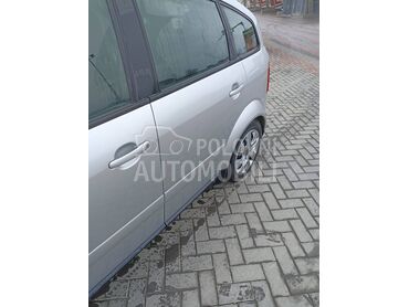 Audi A2 