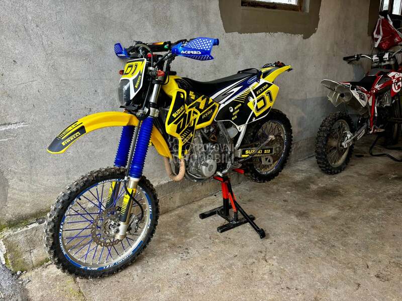 Suzuki drz 400 E
