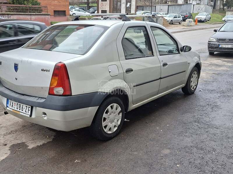 Dacia Logan 