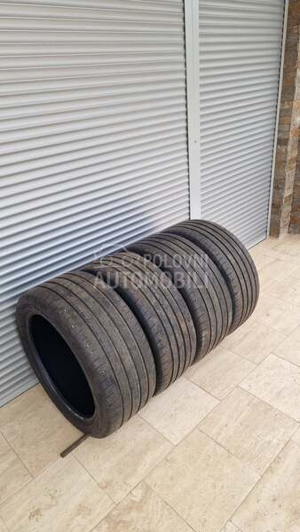 Goodyear 255/40 R18 Letnja