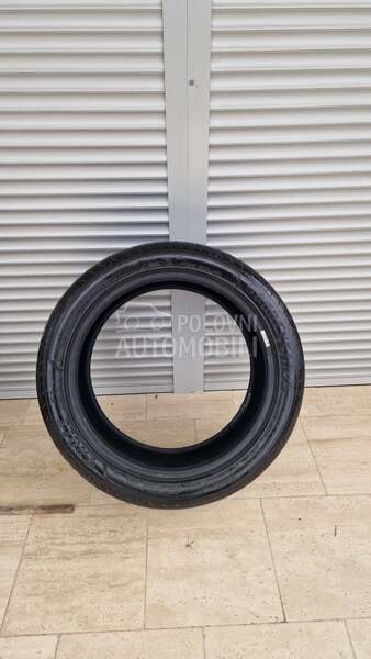 Goodyear 255/40 R18 Letnja