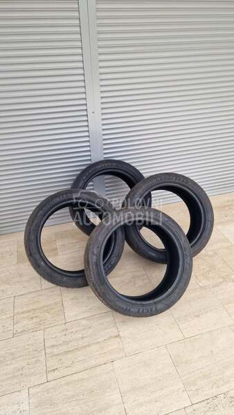 Goodyear 255/40 R18 Letnja