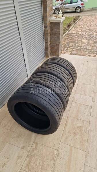 Goodyear 255/40 R18 Letnja