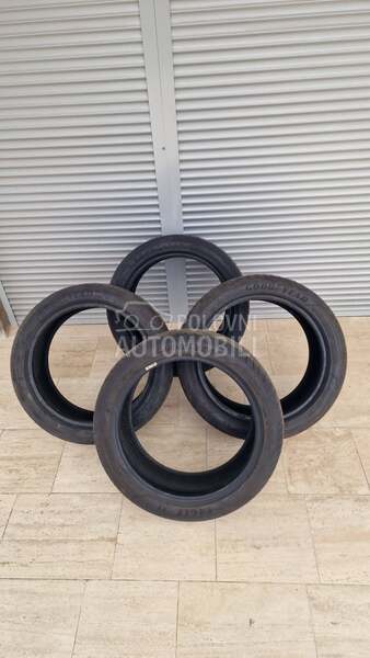 Goodyear 255/40 R18 Letnja