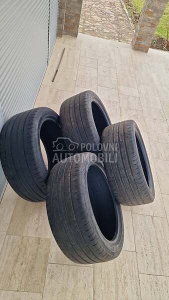 Goodyear 255/40 R18 Letnja