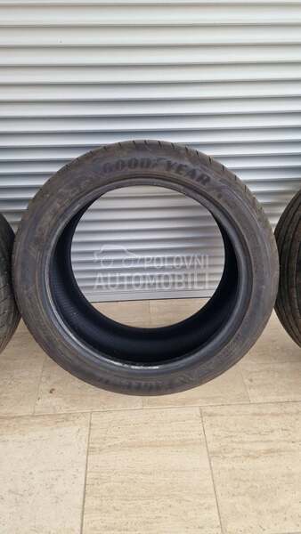 Goodyear 255/40 R18 Letnja