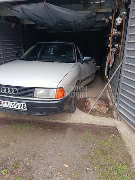 Audi 80 