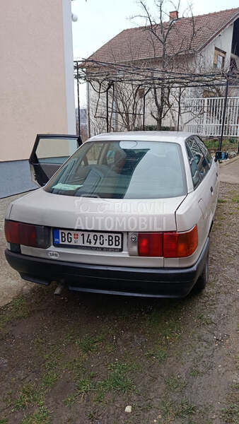 Audi 80 