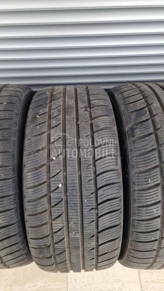 Ostalo 225/45 R17 Letnja
