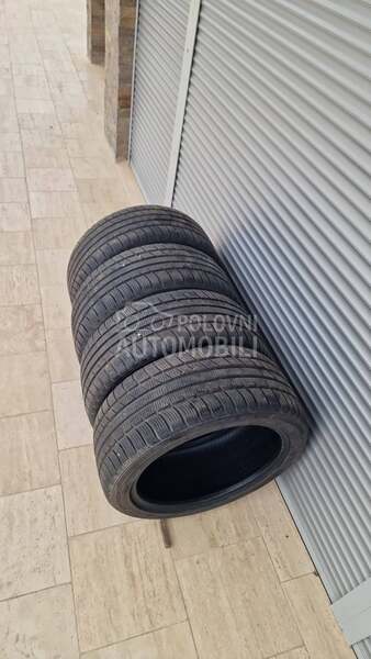 Ostalo 225/45 R17 Letnja