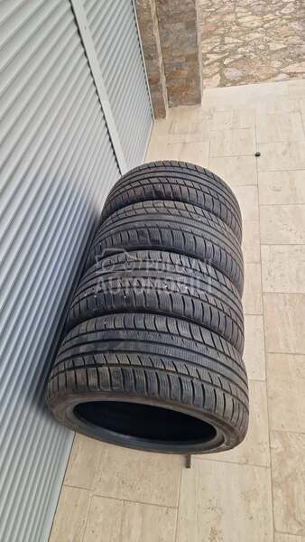 Ostalo 225/45 R17 Letnja