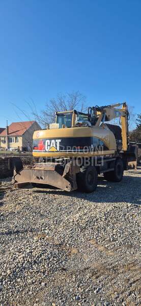 CAT 313