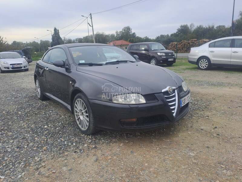 Alfa Romeo GT 