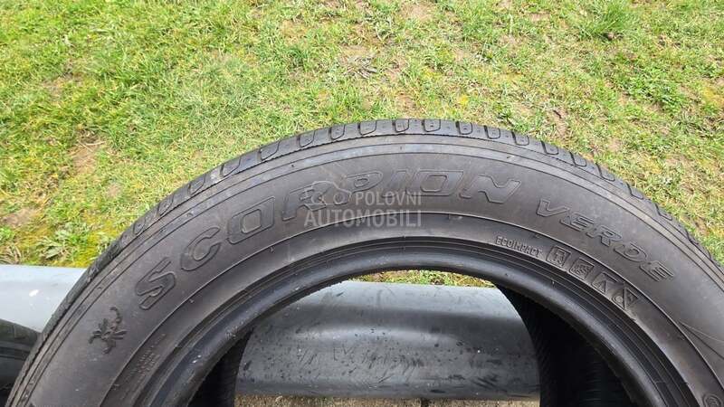 Pirelli 235/60 R18 Letnja