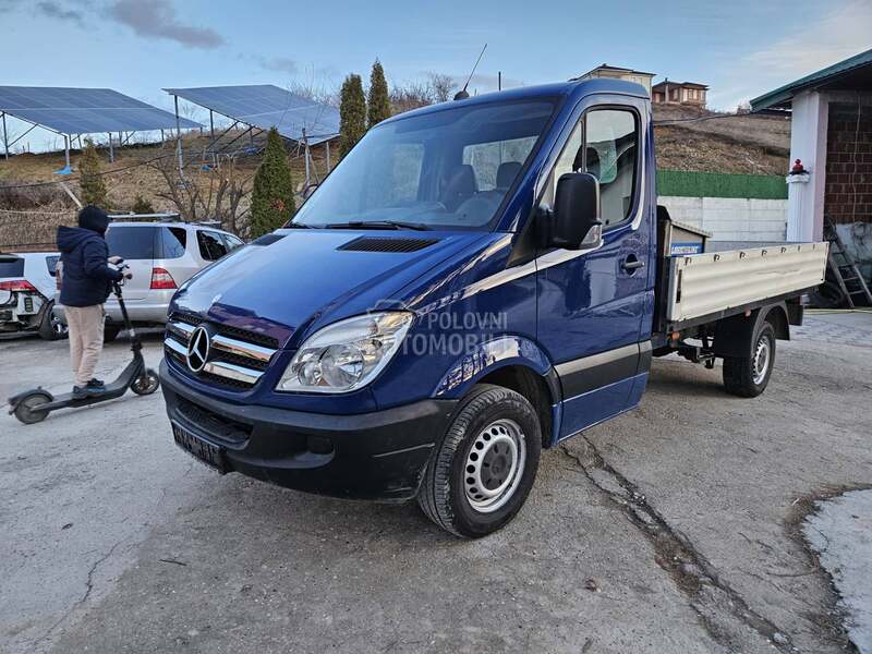 Mercedes Benz Sprinter