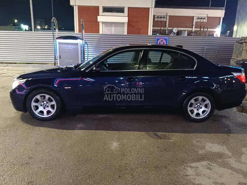BMW 520 