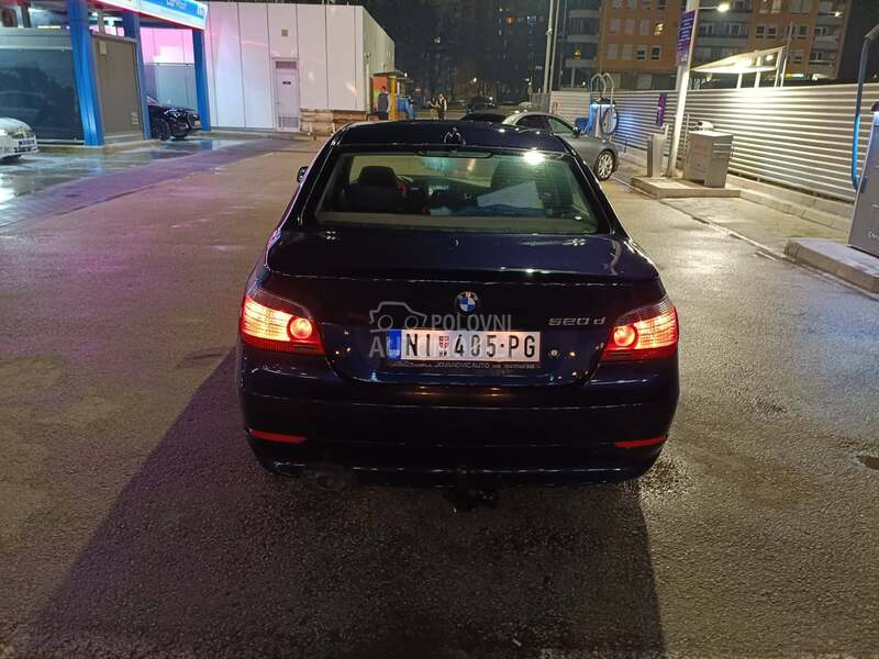 BMW 520 