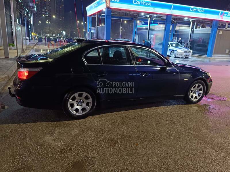 BMW 520 