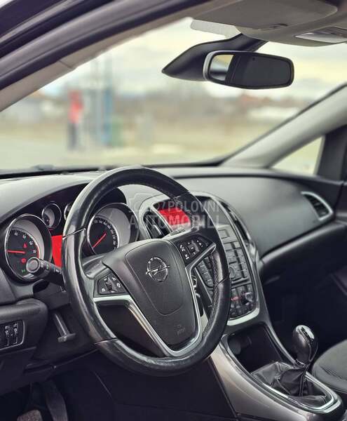 Opel Astra J 1.4