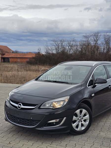 Opel Astra J 1.4